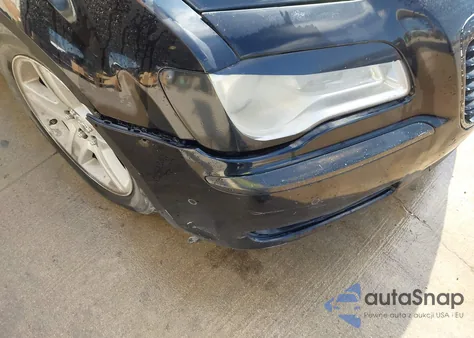 2013 Chrysler 300 300S z USA, uszkodzony, nr VIN 2C3CCABT9DH675823